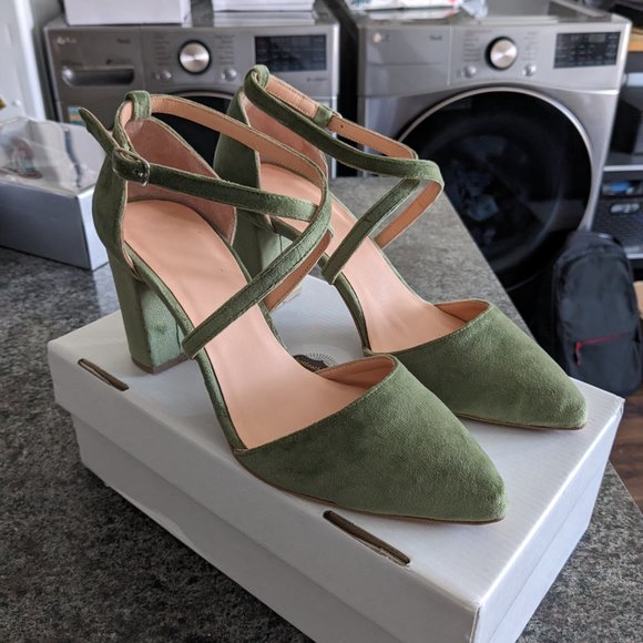 Green Velvet Wedding Heels - Bridal shoes, block heels, green velvet heels - Picture 6 of 8